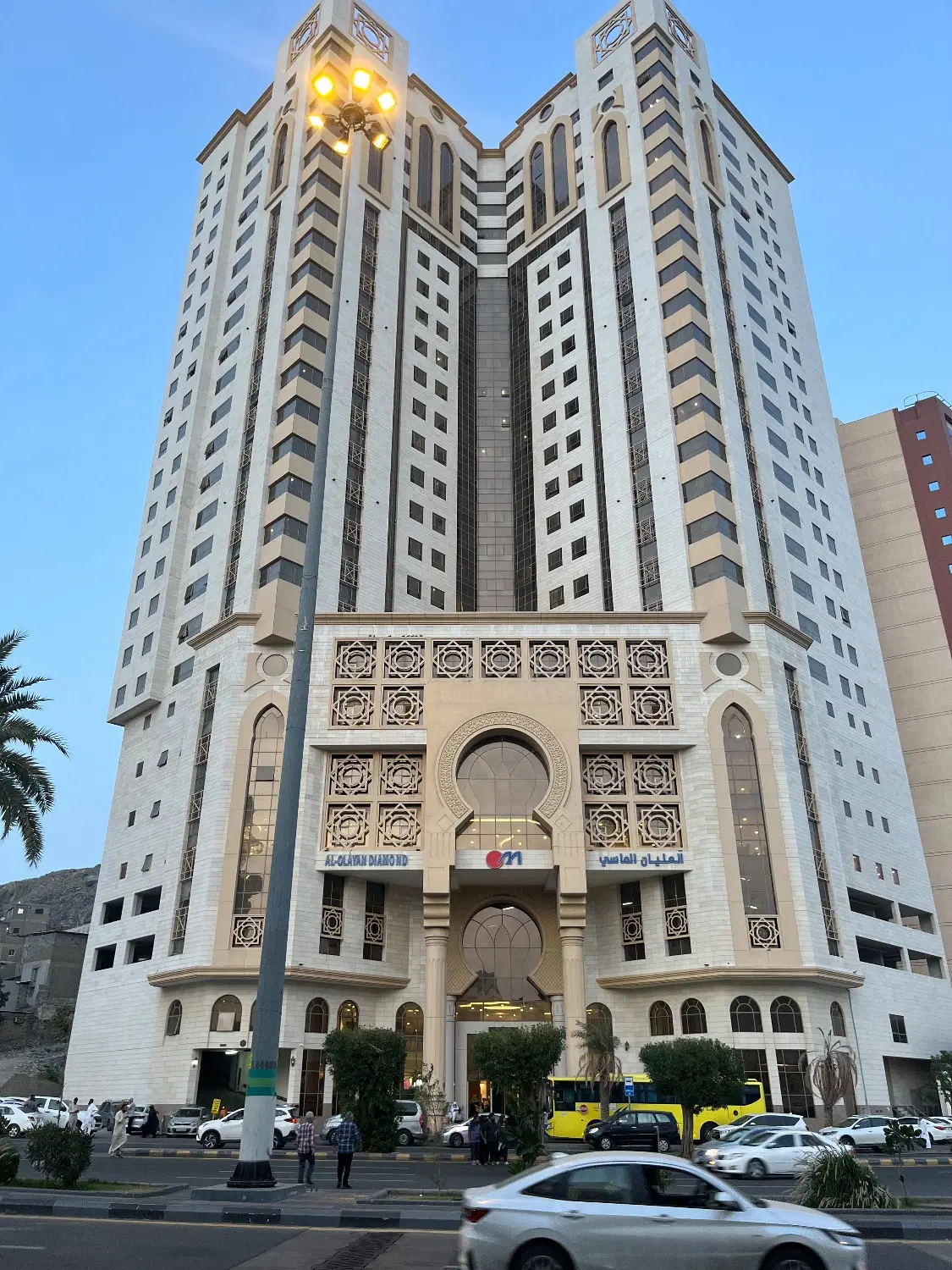 اپارتمان۹۰ متری دوخوابه