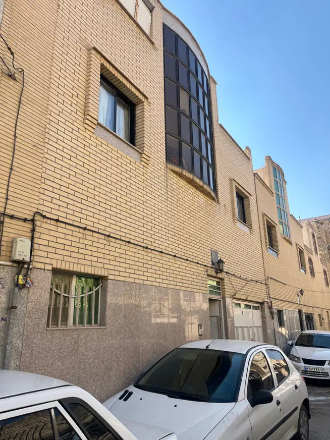 ویلایی دو طبقه