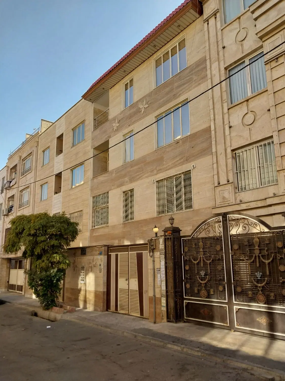 واحد ۸۵ متری با پارکینگ سندی