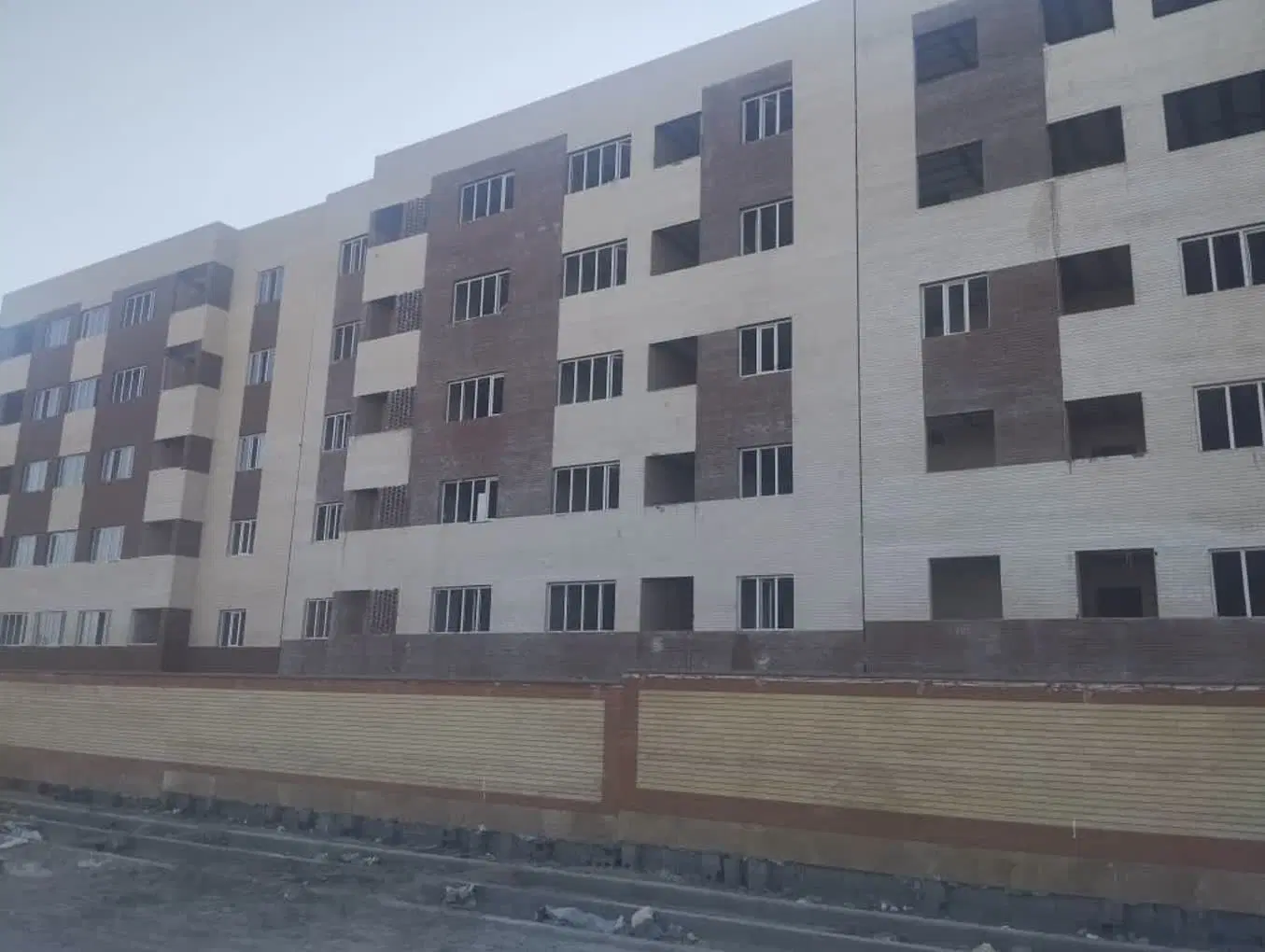 امتیاز آپارتمان شهرک تفتان زاهدان