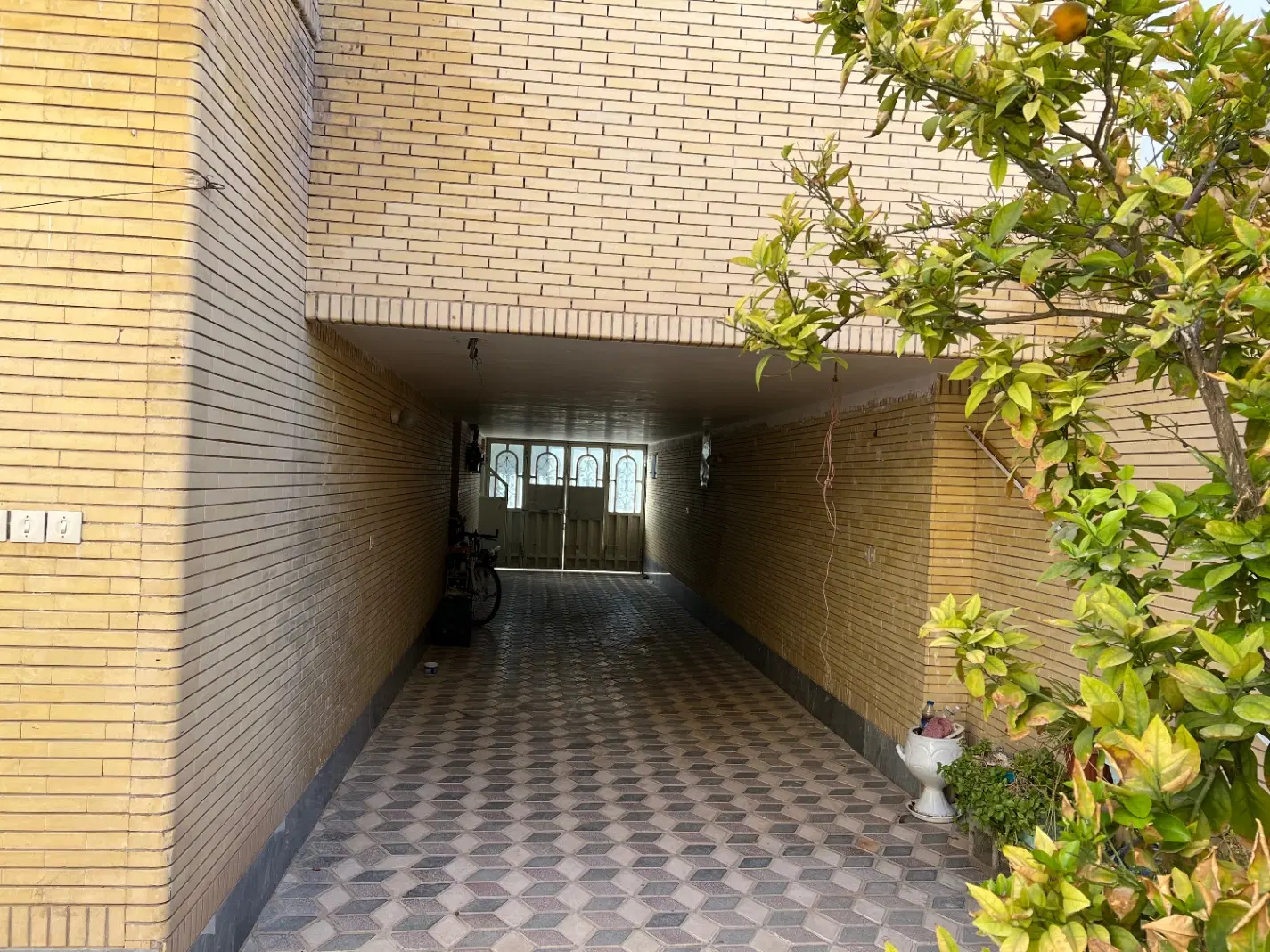 منزل ویلایی اندیشه فلکه معلم