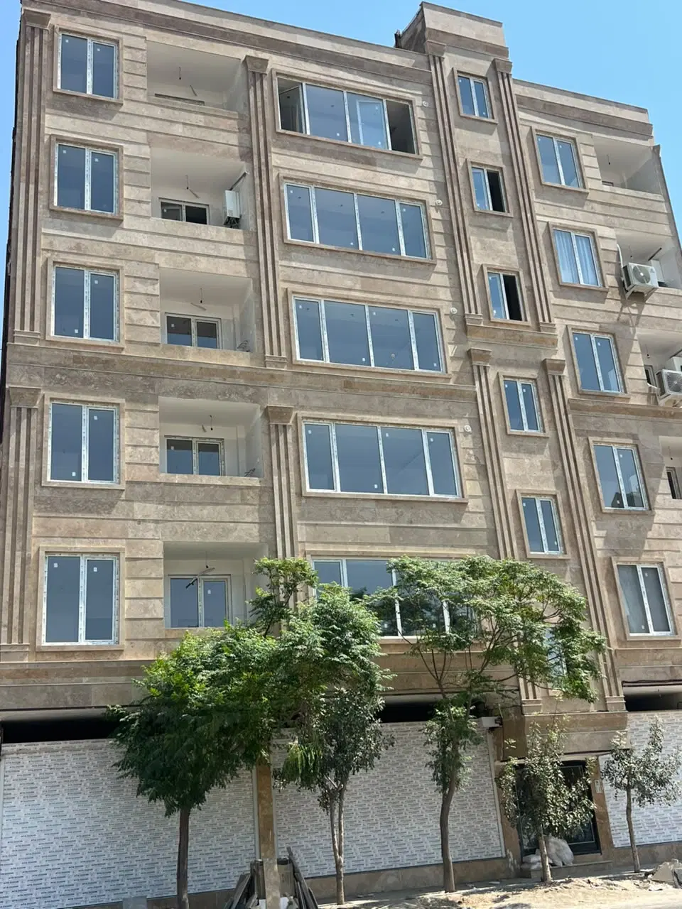 فروش تجاری مغازه ۵۵ متری بلوار رحیمی