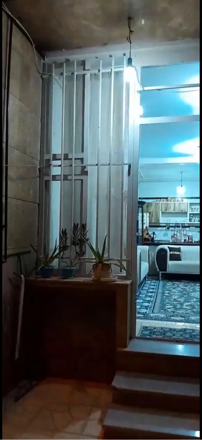 فروش ۸۵متری ۱خواب لاله