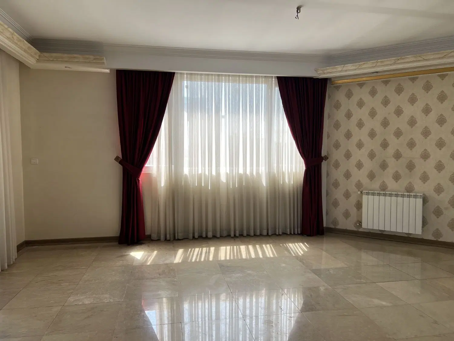 آپارتمان تک واحدی فول