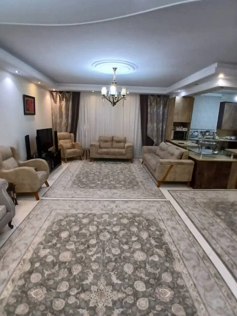 آپارتمان۹۶متری خوش نقشه،پرنور،فول امکانات،صددستگاه