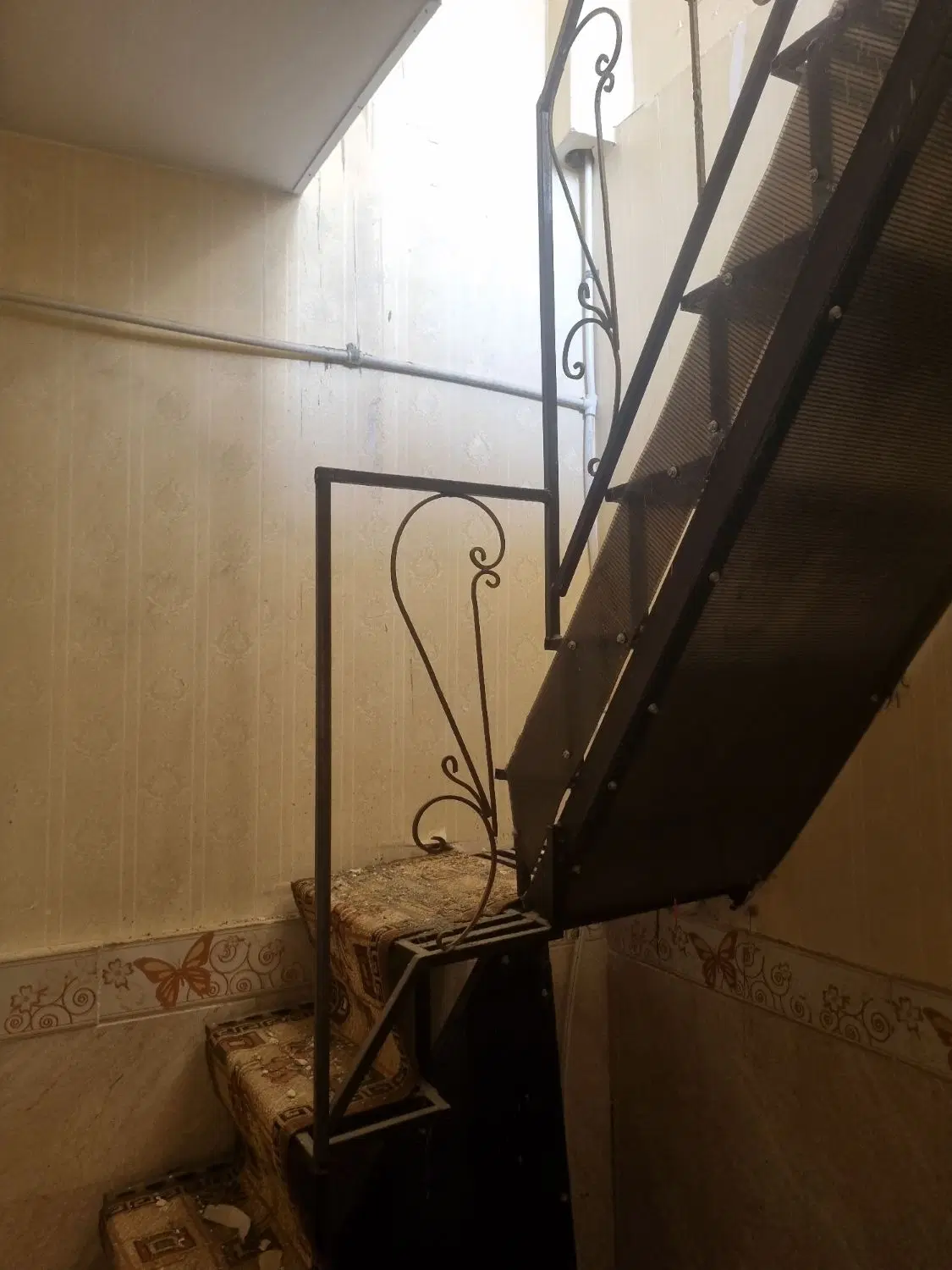 ۹۰ متر دوبلکس راه جدا