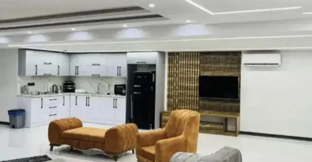 آپارتمان مبله***مرکز شهر