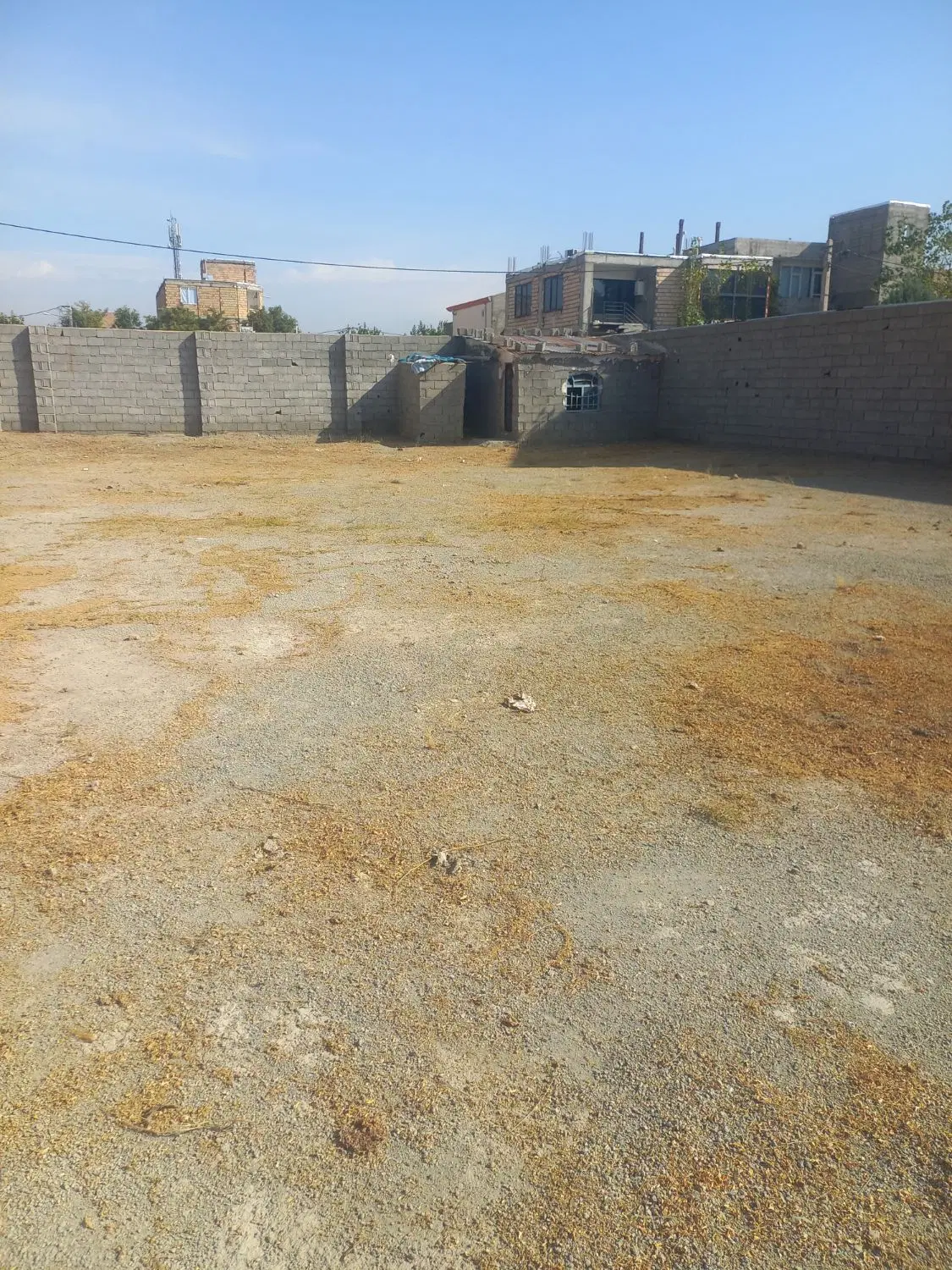 زمین مسکونی ۱۰۰۰متری درعرب آبادخسروی