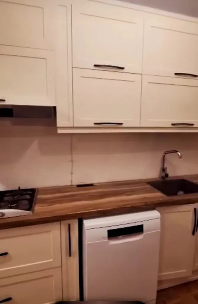 واحد آپارتمان غدیر فاز یک  گل گهر