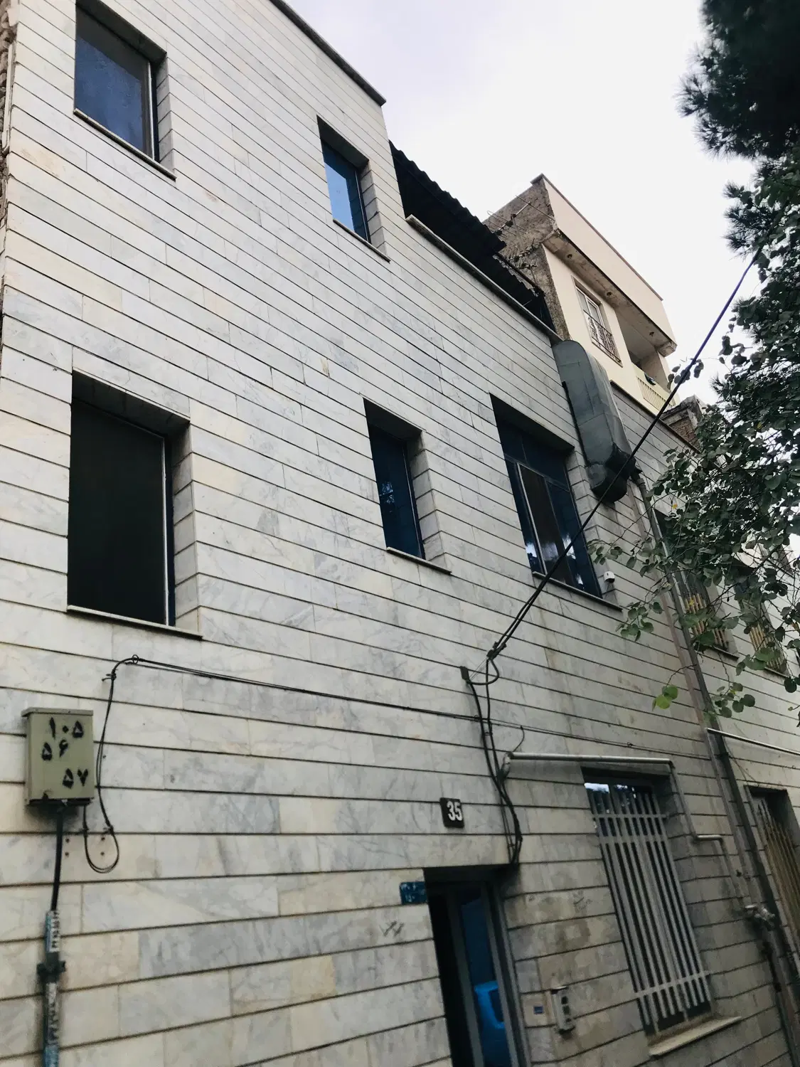 آپارتمان ۲طبقه تک واحدی دربست