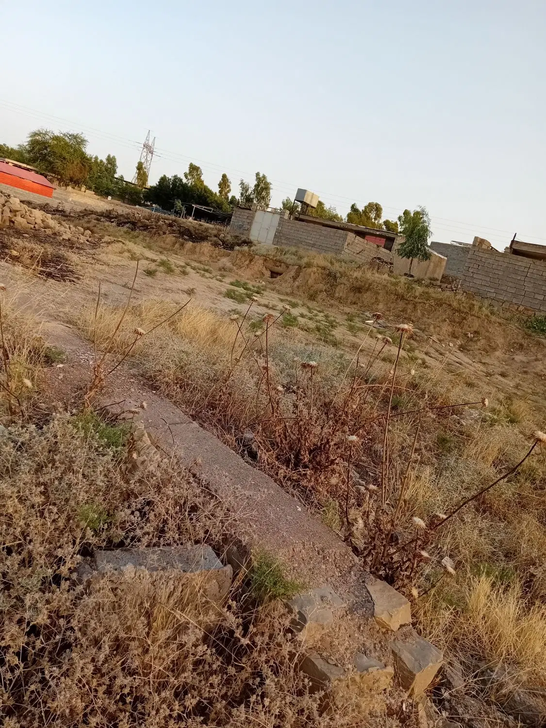 ۷۰۰متر زمین واقع در محله ۲۲بهمن قدیم