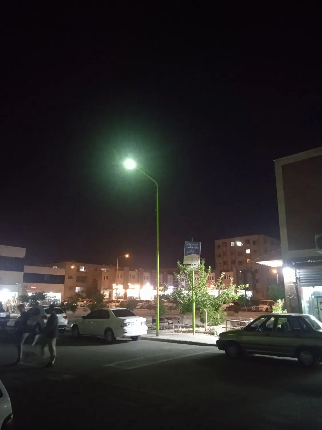 آپارتمان ب7 خیابان پلیس