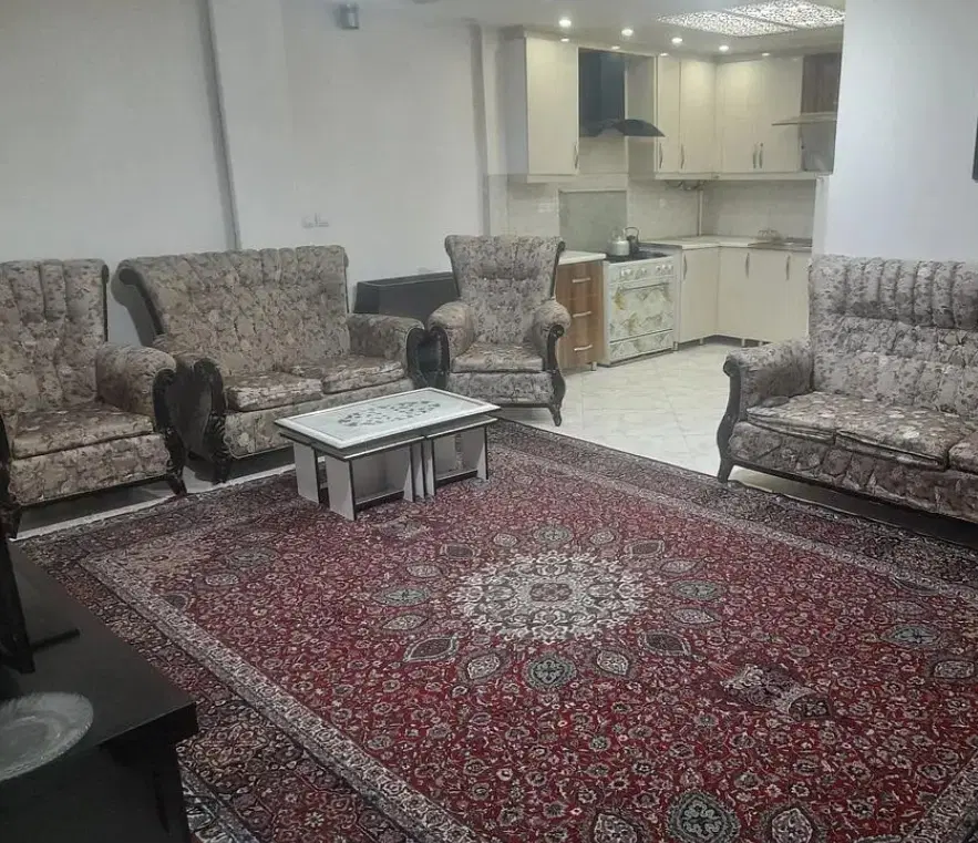 همخونه میخوام