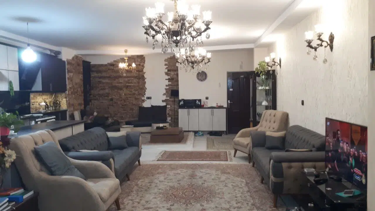 آپارتمان ۸۳ متری فول امکانات میدان هادی ساعی