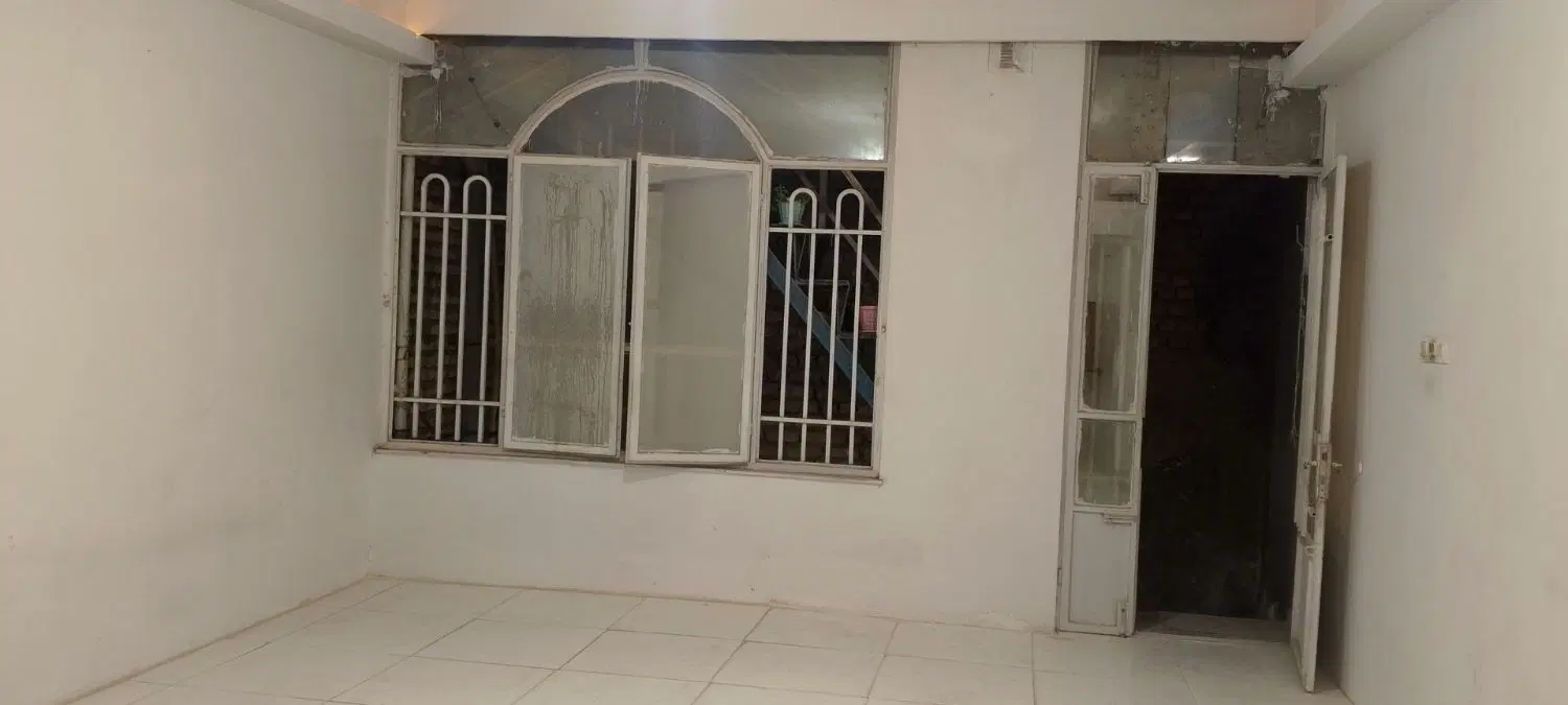 یک منزل شیک در شهرک شیرین