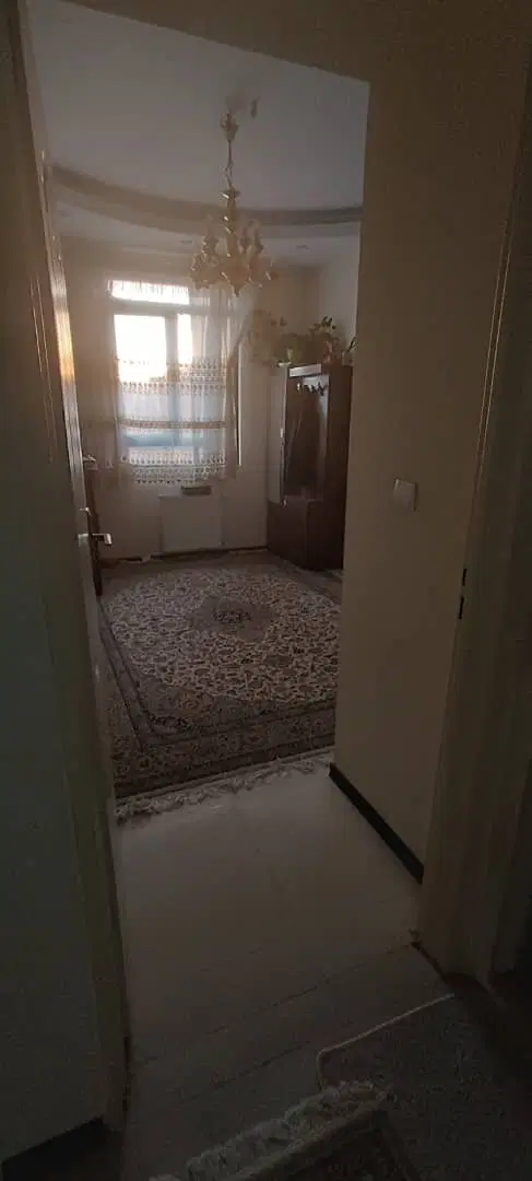 اپارتمان ۱۰۷ متری نفت شمالی طبقه چهارم