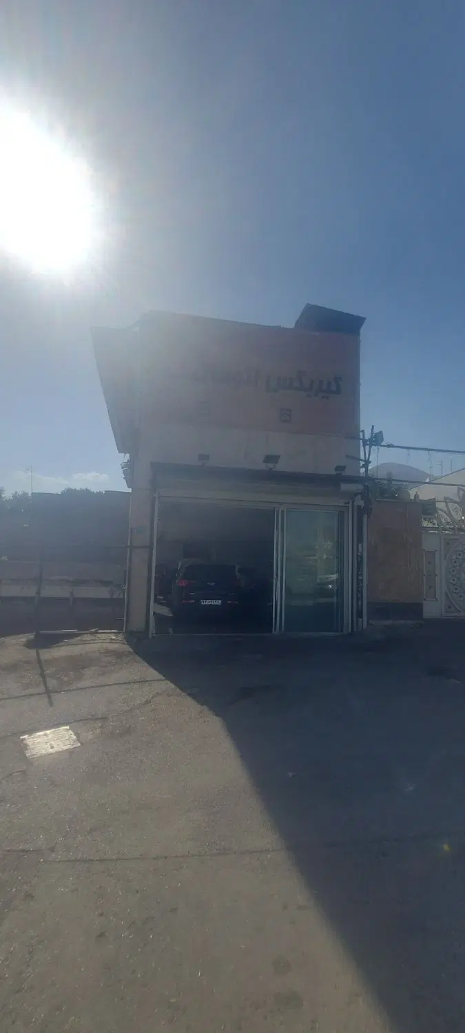 مستغلات سعادت آباد بیلبورد بر یادگار