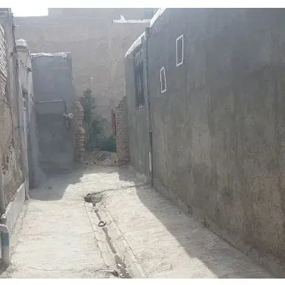 زمین پشت ترمینال