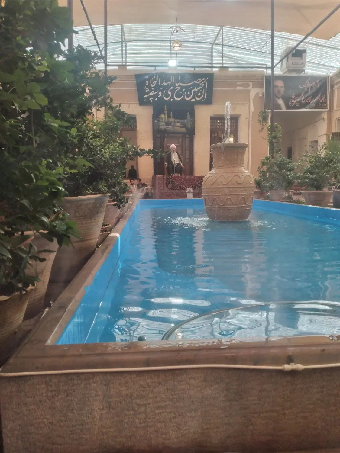 ۸۵۰ متر خانه سنتی  مناسب فست‌فود  کافی شاب