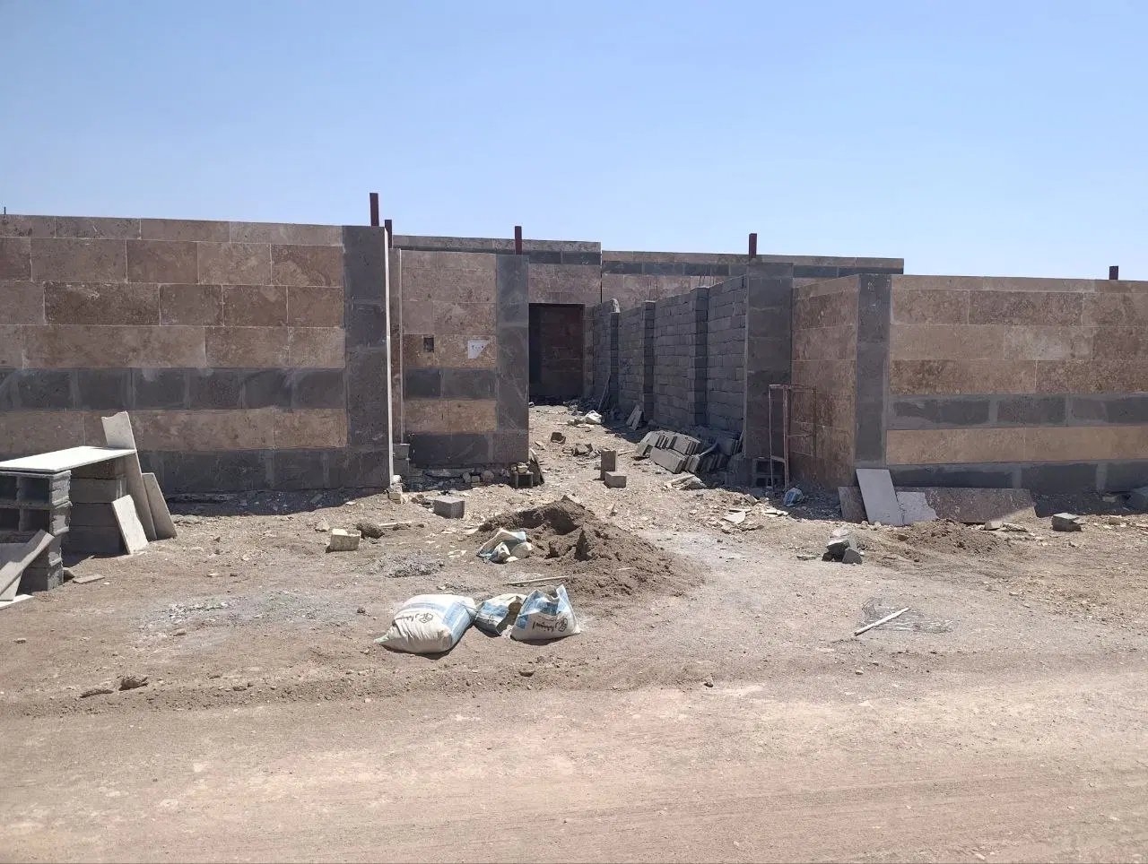 پرنیان ۳۰۰ متر ویلایی