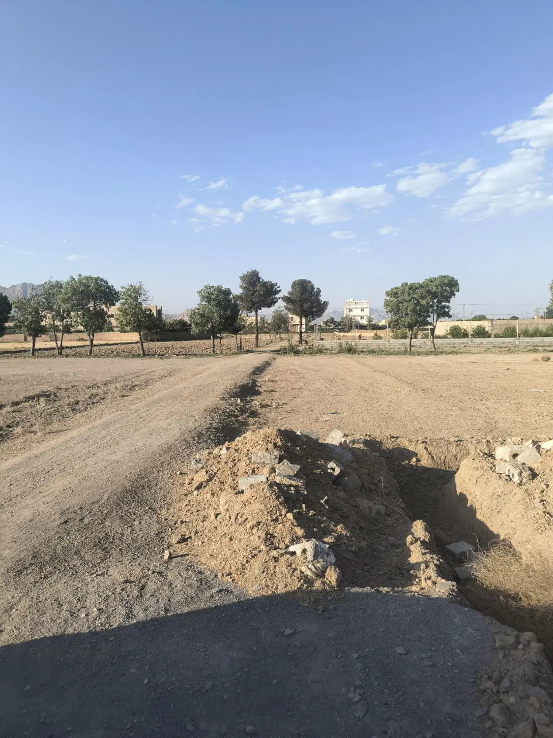 زمین باغی و کارگاهی اسماعیل ترخان