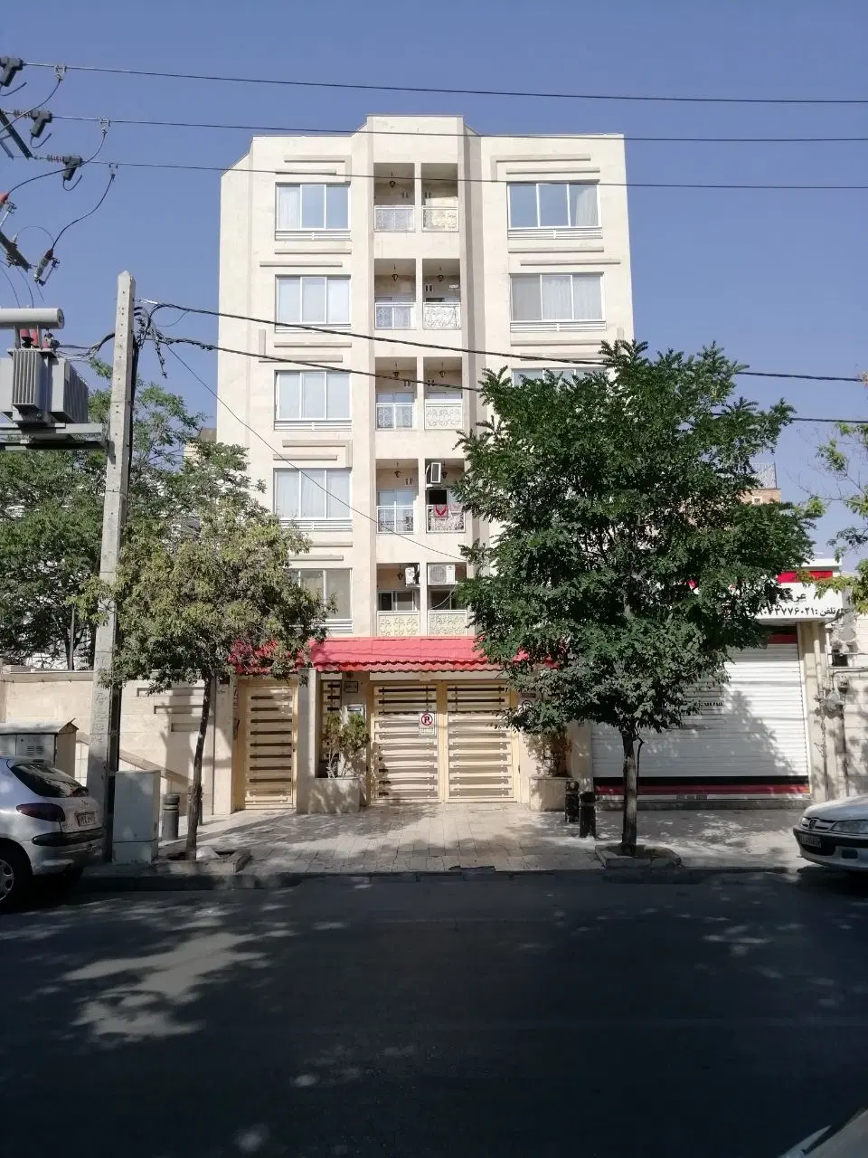 فروش یک واحد آپارتمان در جهان آرا
