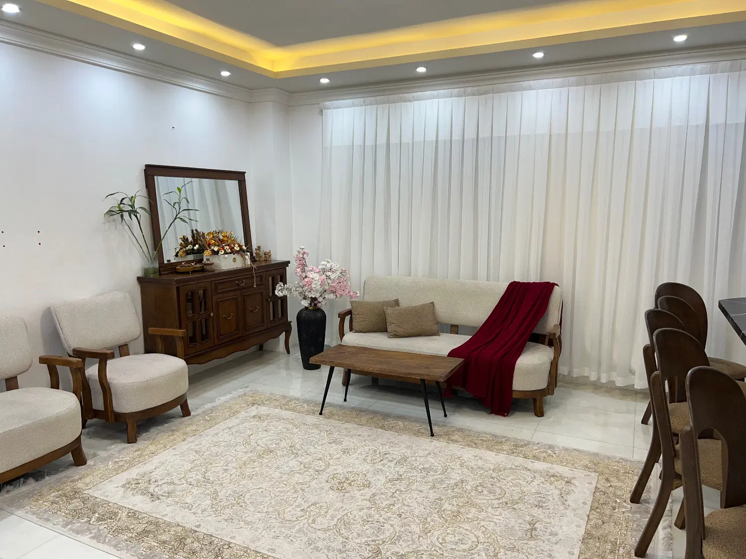 پنت هاوس تک واحدی سند دار