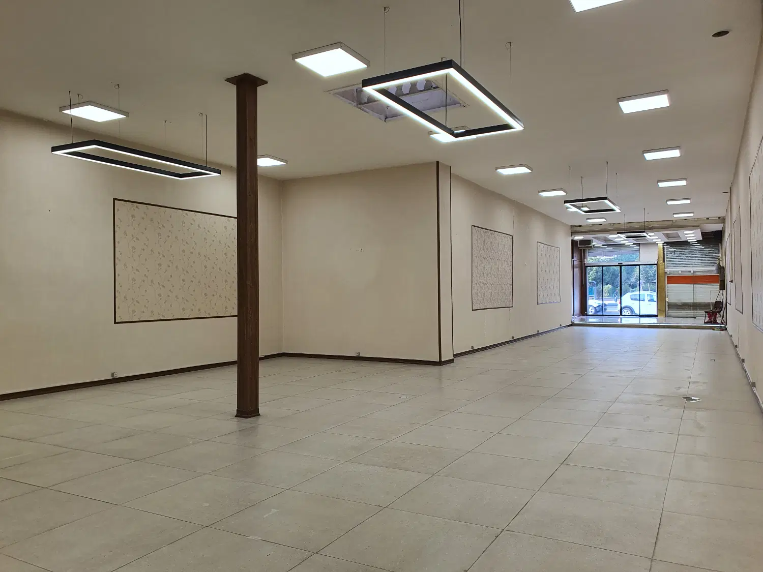 اجاره ملک تجاری ۲۷۰ متری