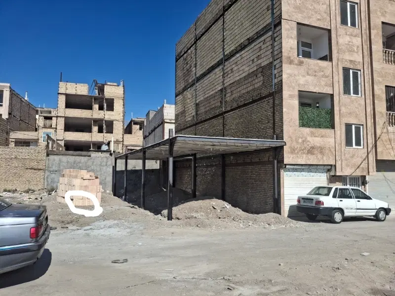 زمین 70متری خلیلی9 چسبیده به بافت