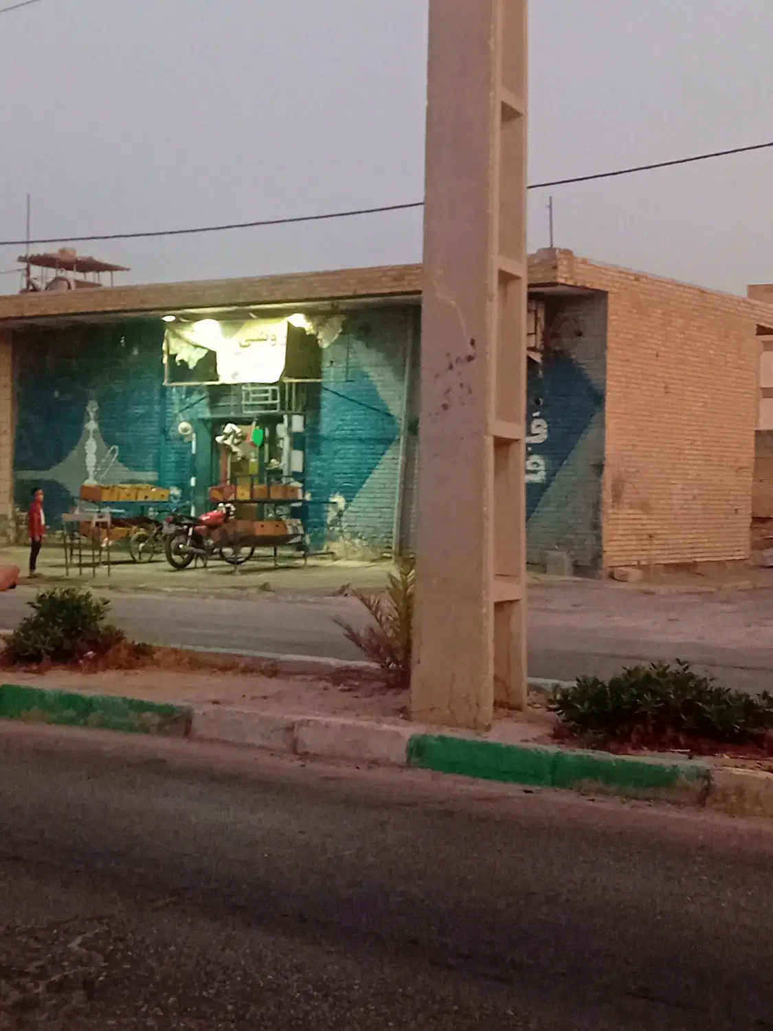 مغازه ۶۵ متری برای فروش