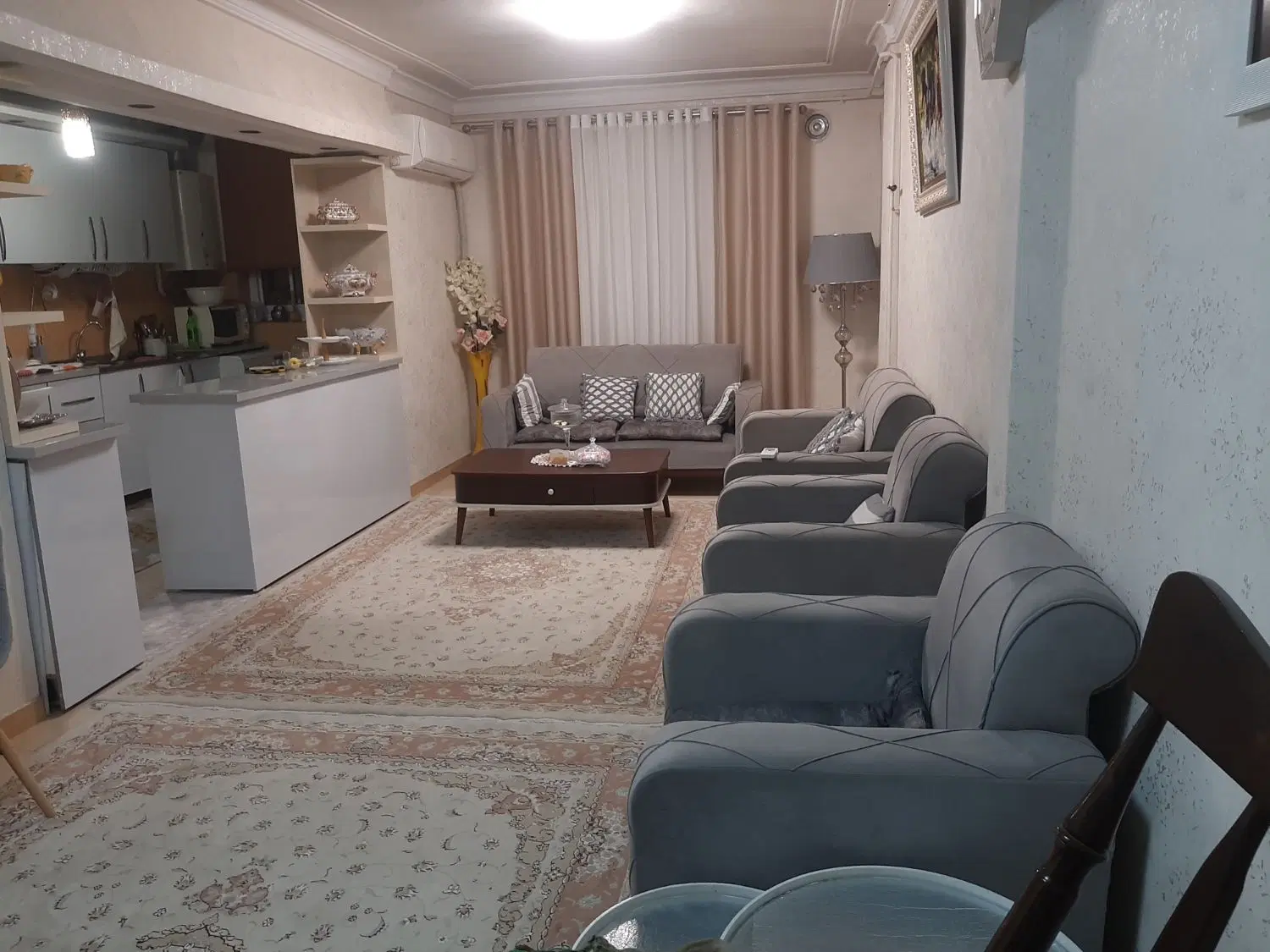 فروش یک واحدآپارتمان سنددارواقع درمعلم