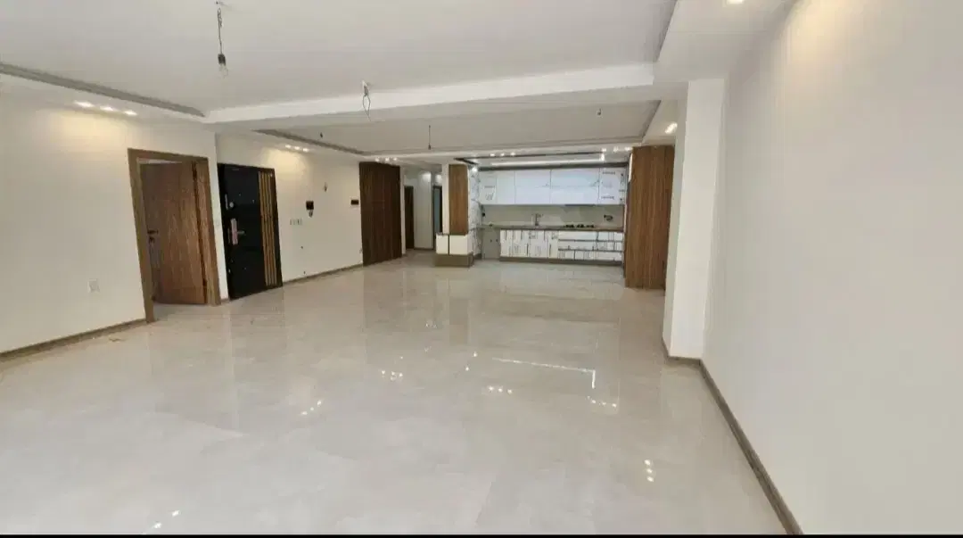 آپارتمان ۳ خواب_ نوساز_چشم‌انداز عالی