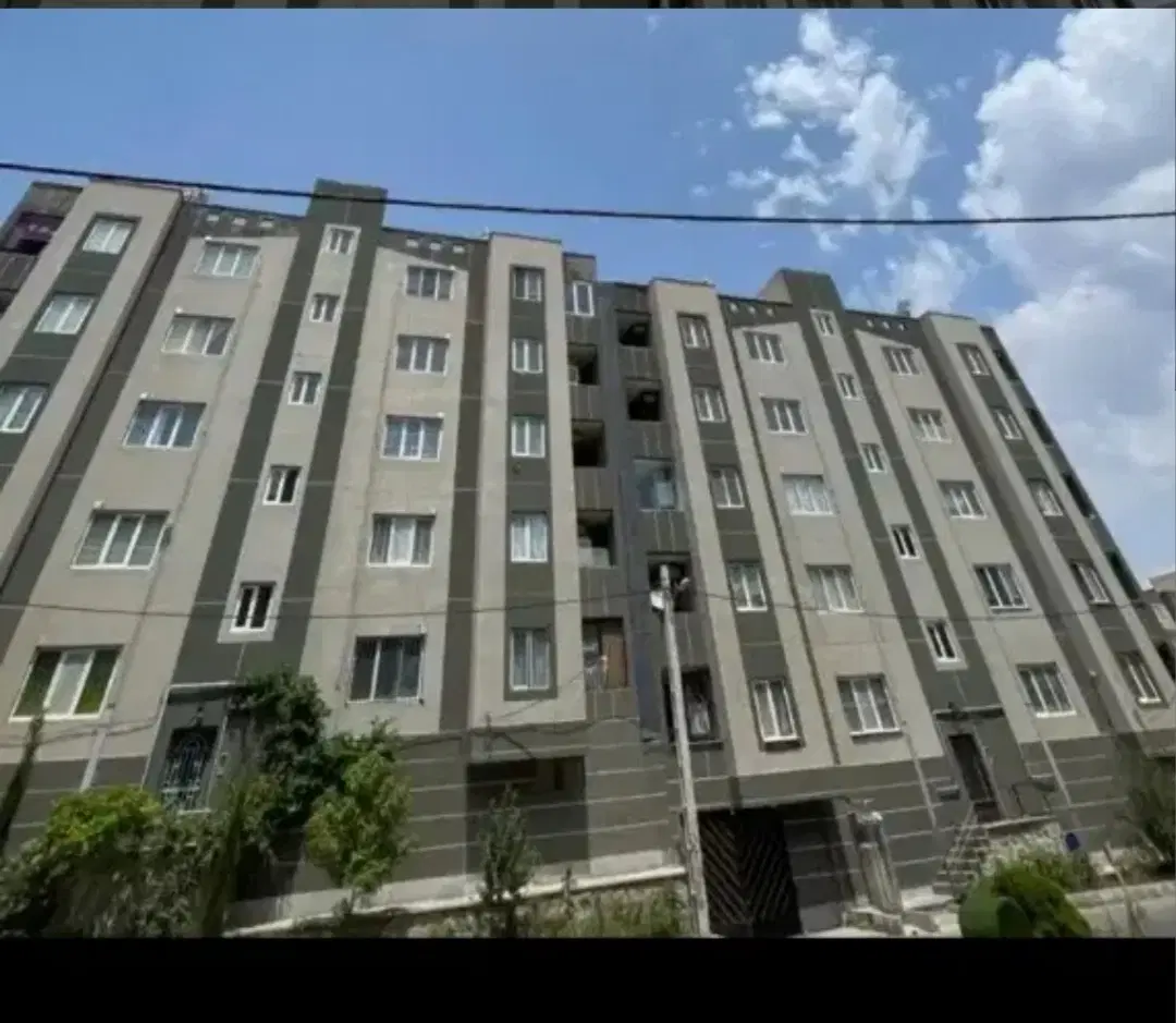 واحد جنوبی جنوبی پارکینگ دار