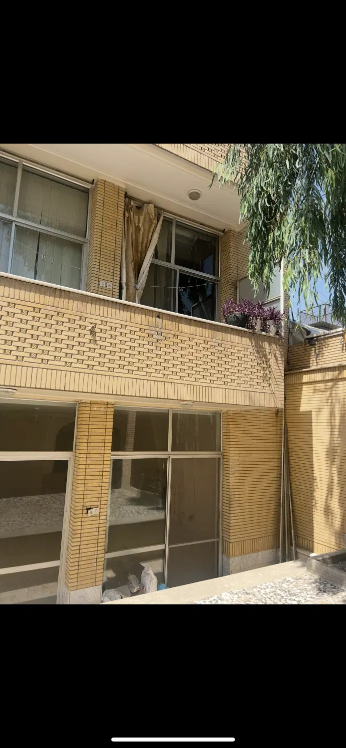 ویلایی ۱۹۵ متر جنوبی اشراق شمالی