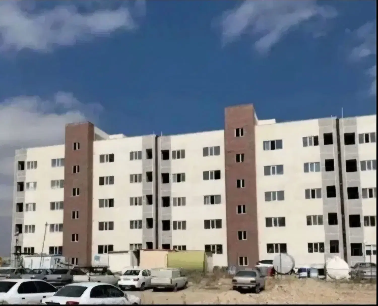 خرید و فروش مسکن ملی
