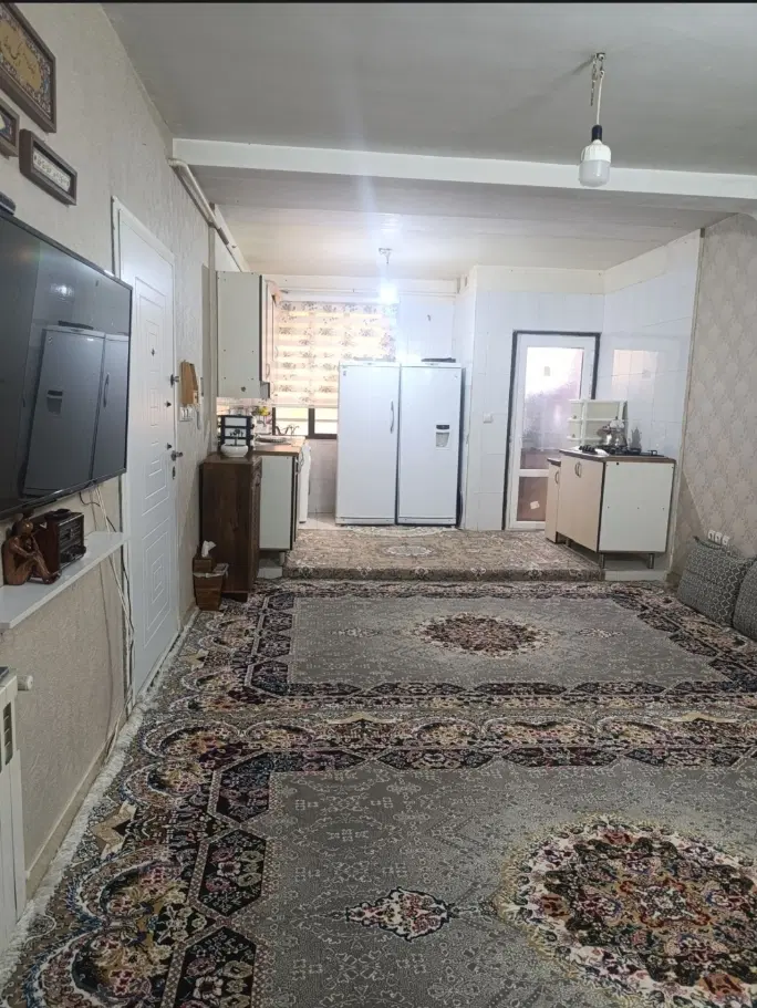 فرصت استثنایی خرید در مجتمع بین‌المللی ۷۵متری لوکس