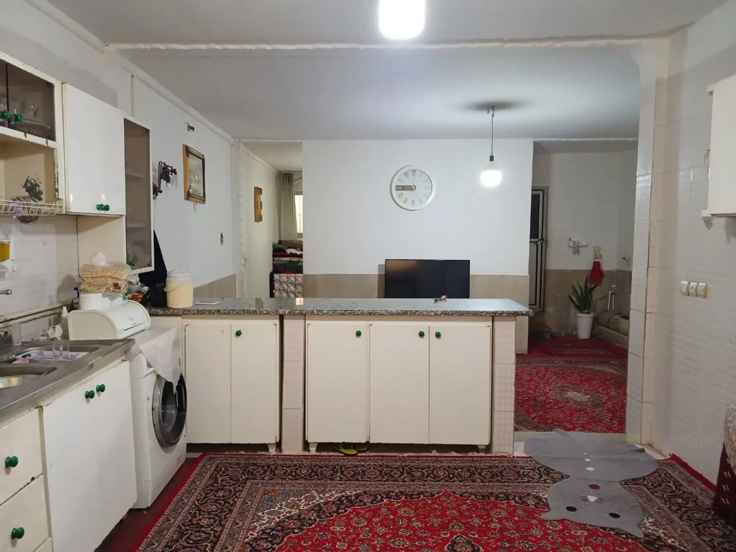 زیر زمین ۷۶متری  برای انبار .خیاطی .تولیدی
