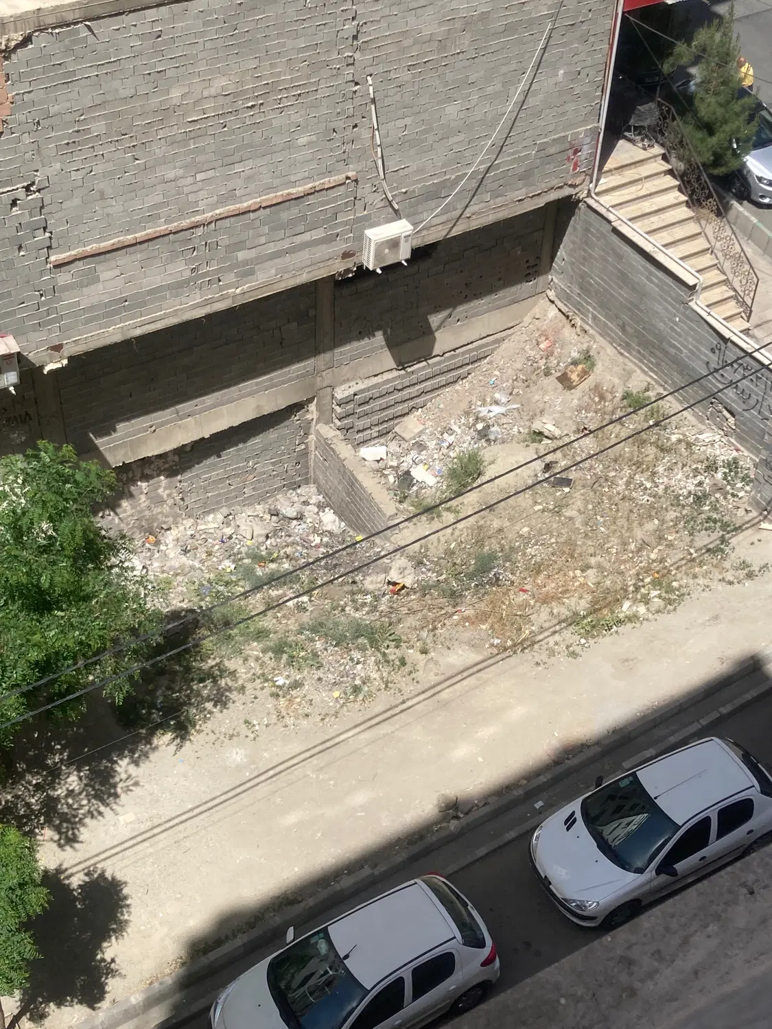 200 متر زمین در خاتم ویلایی