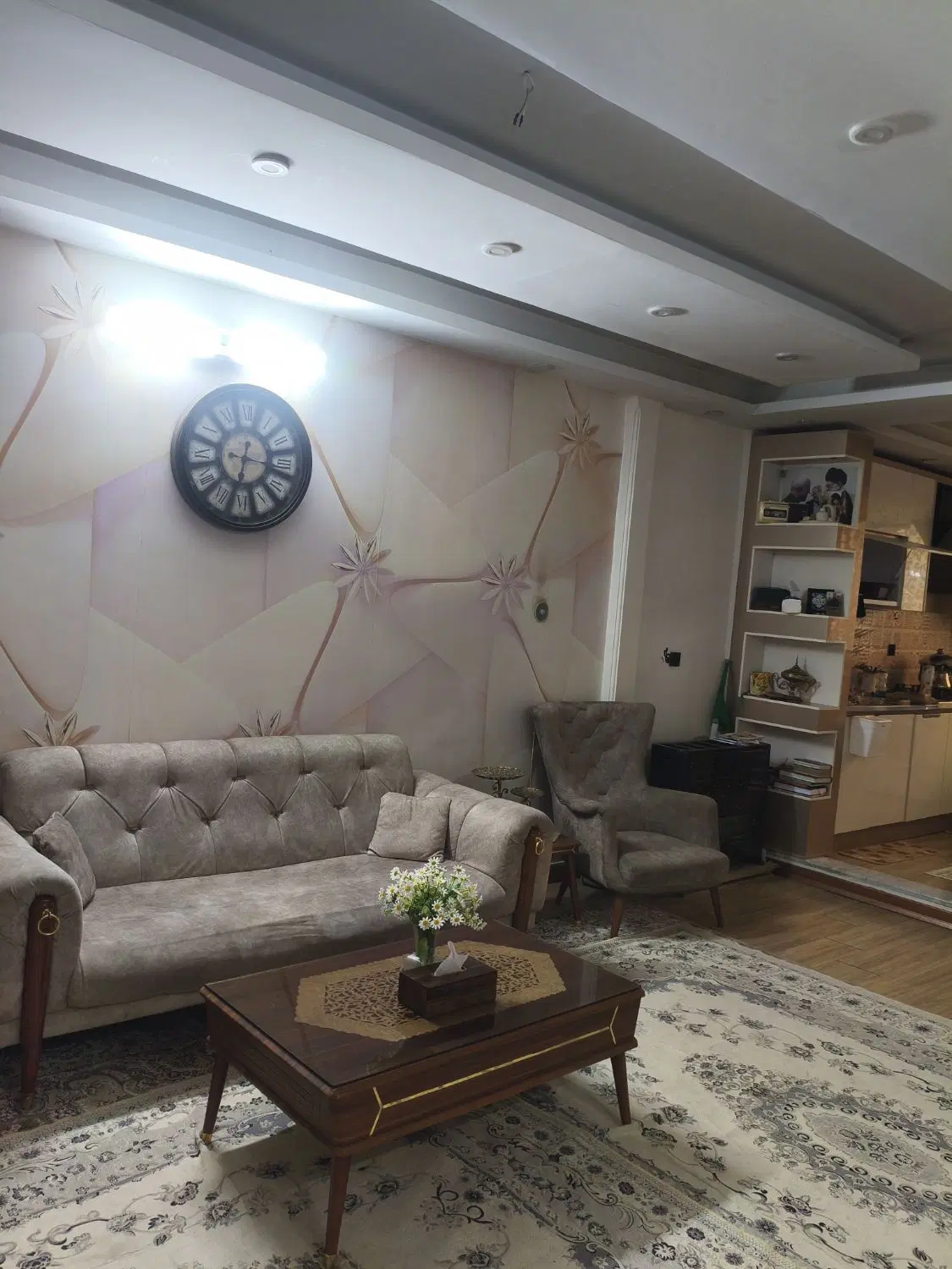 یک واحد آپارتمان فروشی