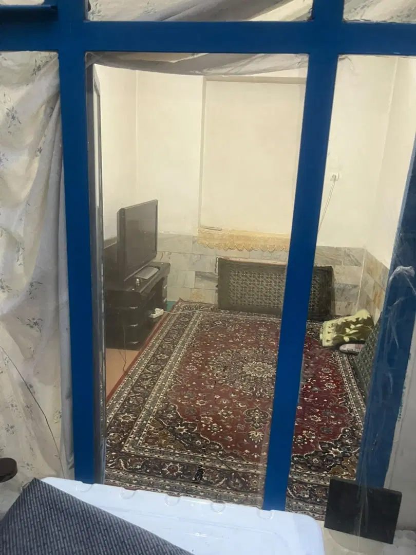 ۴۳ متر، کلنگی ۳ طبقه