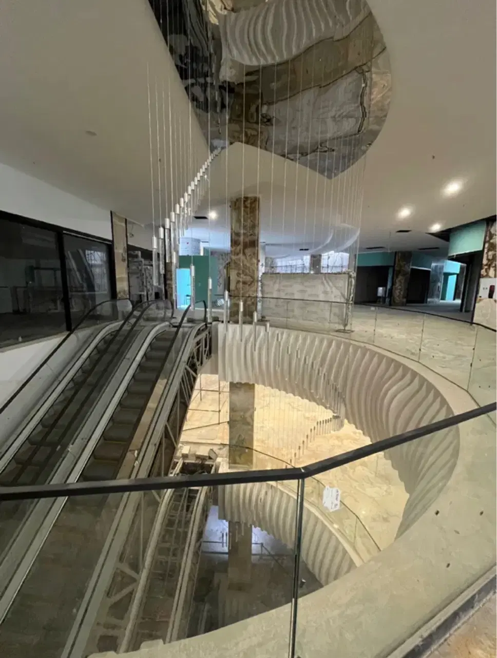 مغازه تجاری _ شاهین مال _ ۱۷۳ متر