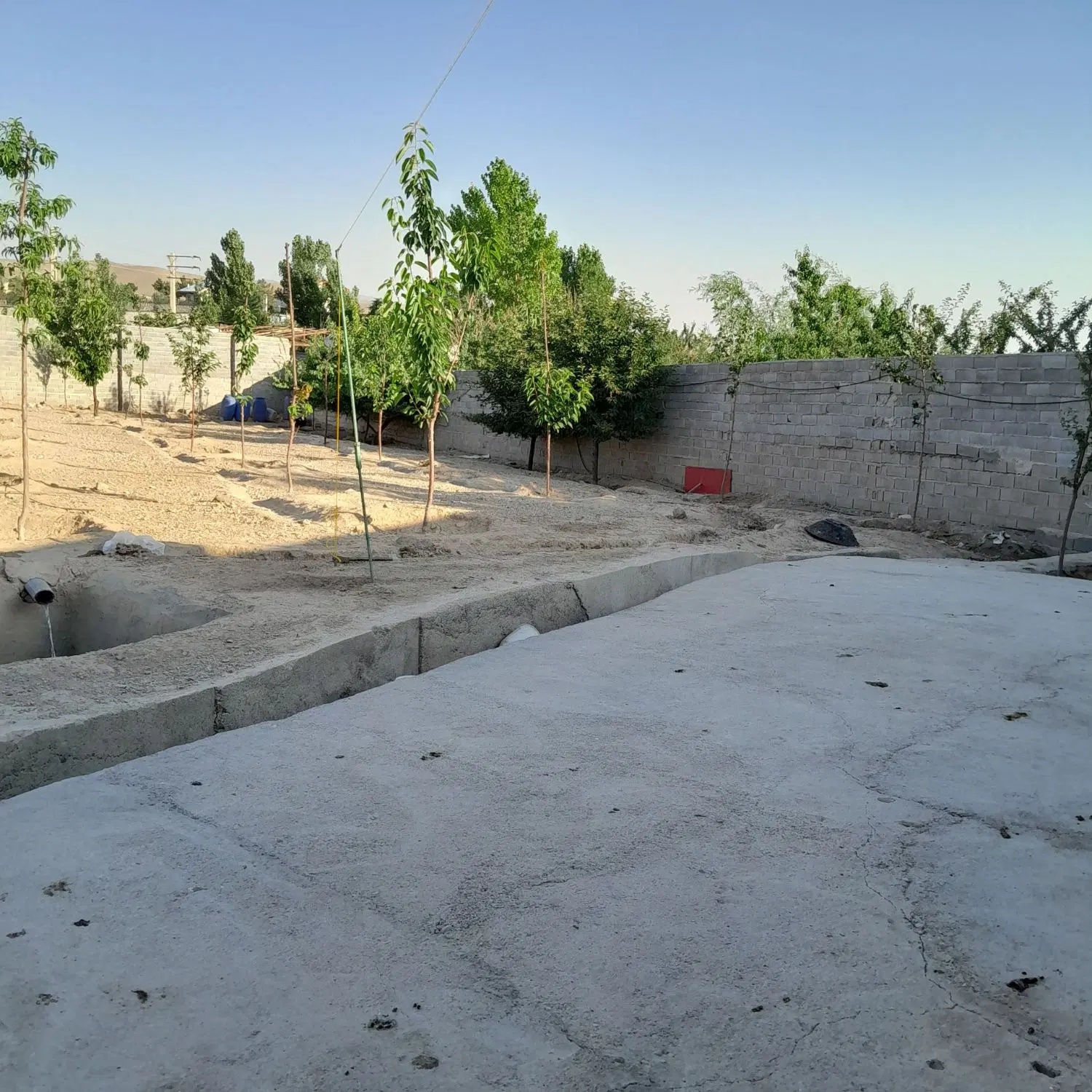 دو قواره باغ 600 متری