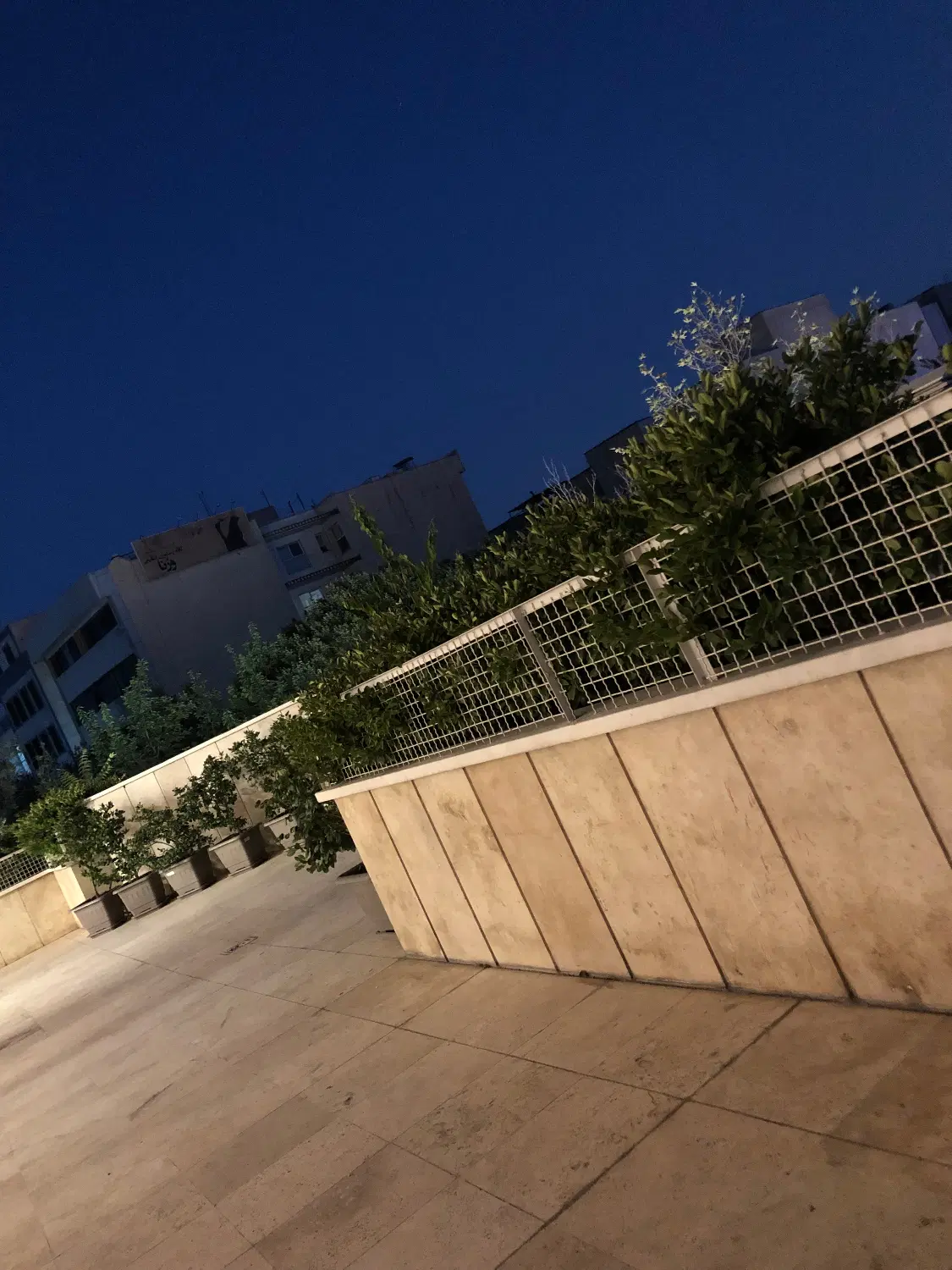 زیرزمین تجاری اجاره ای