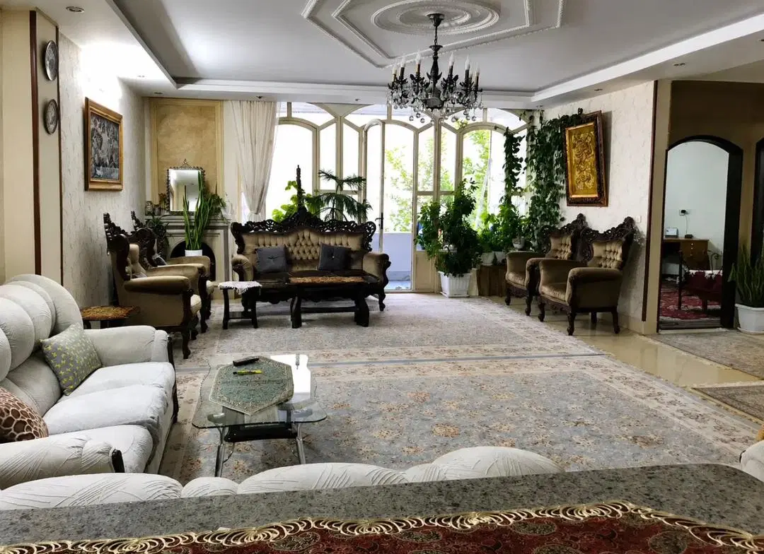 زیر زمین دو خواب