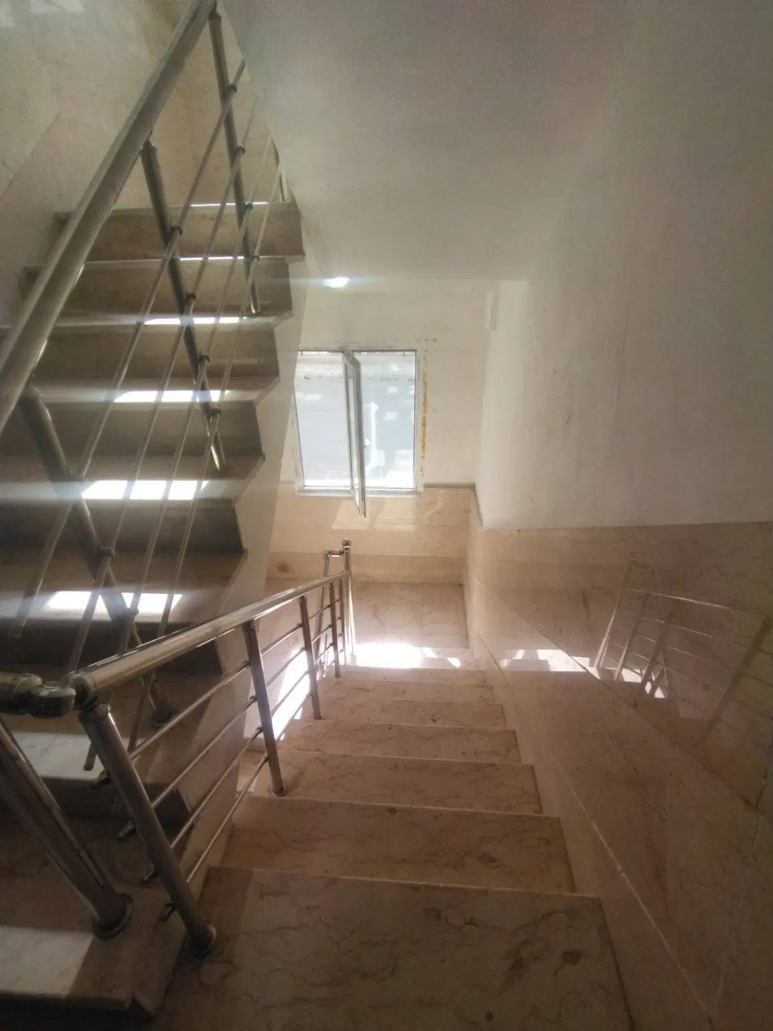 آپارتمان اجاره ای فاز 9