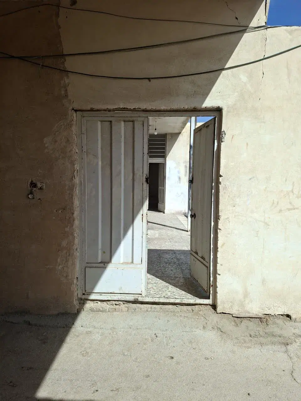 اجاره دو تا اتاق در یک کارگاه