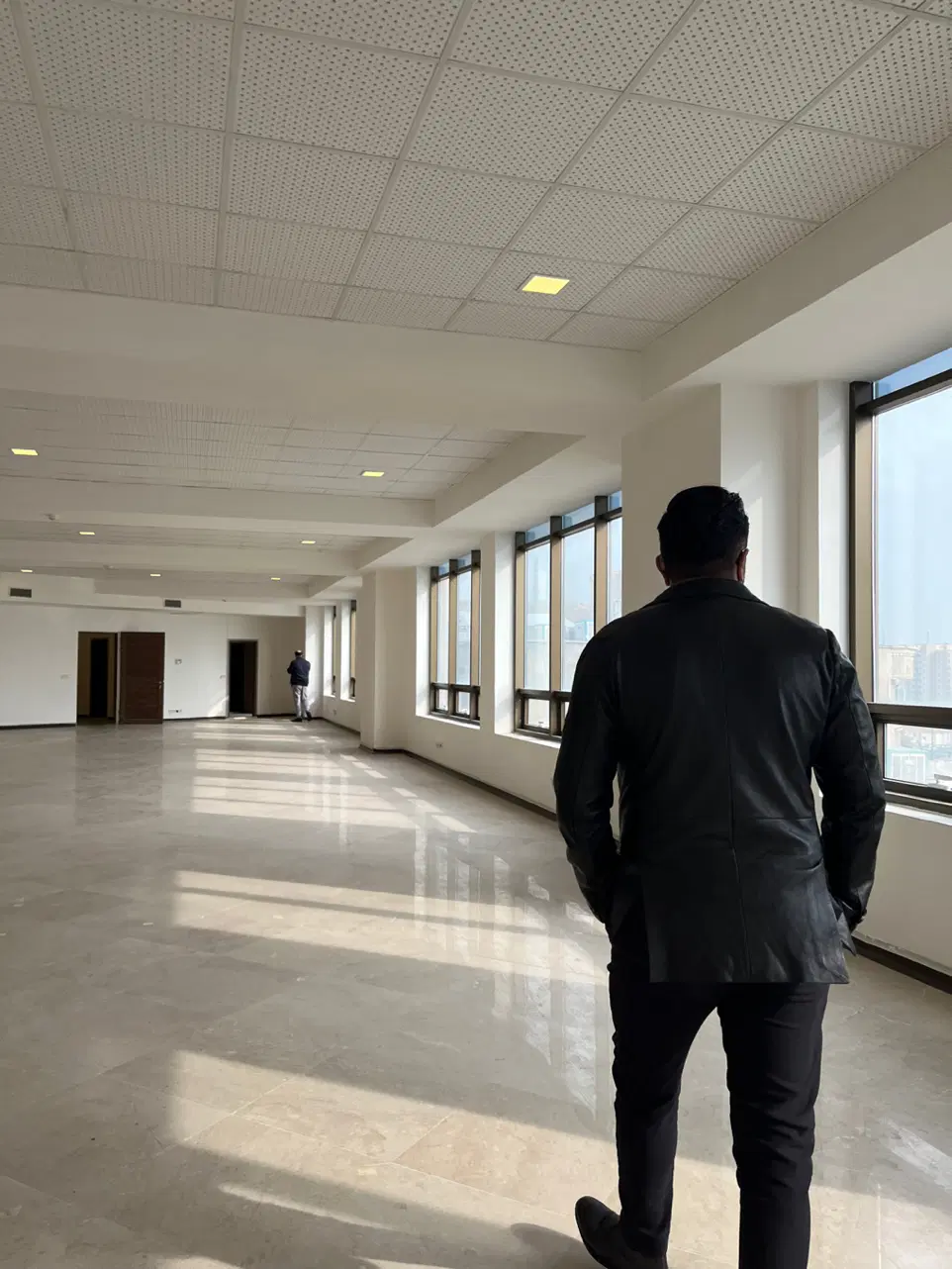 ۱۵۰ متر موقعیت اداری _نازی آباد