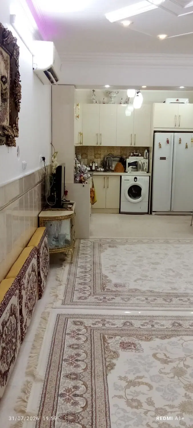 ۱۰۰متری سند تک برگ شهیدمحلاتی