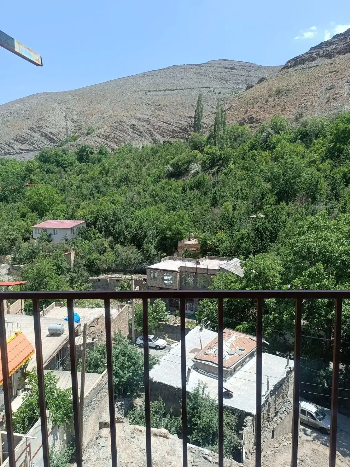 دو طبقه اپارتمان زشک شاندیز
