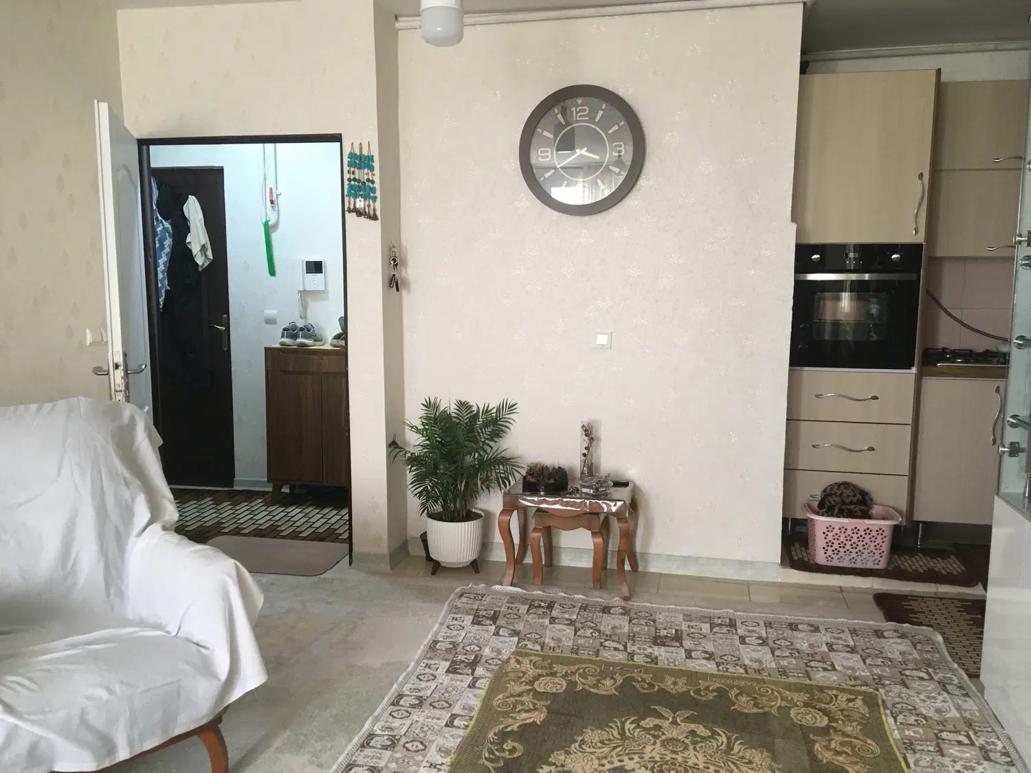 فروش یک واحد، دو خواب ۸۶ متری اول فاز۶